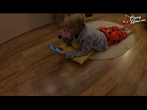 ❤️ Gekke Blondine Pijpt Enorme Pik en Stuitert Er Op - Anale Seks Fuck video at us